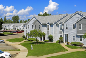 oakview square apartments chesterfield Michigan