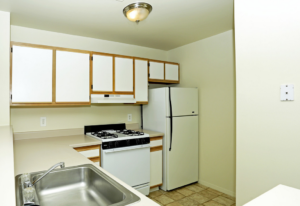 oakview square apartments chesterfield Michigan
