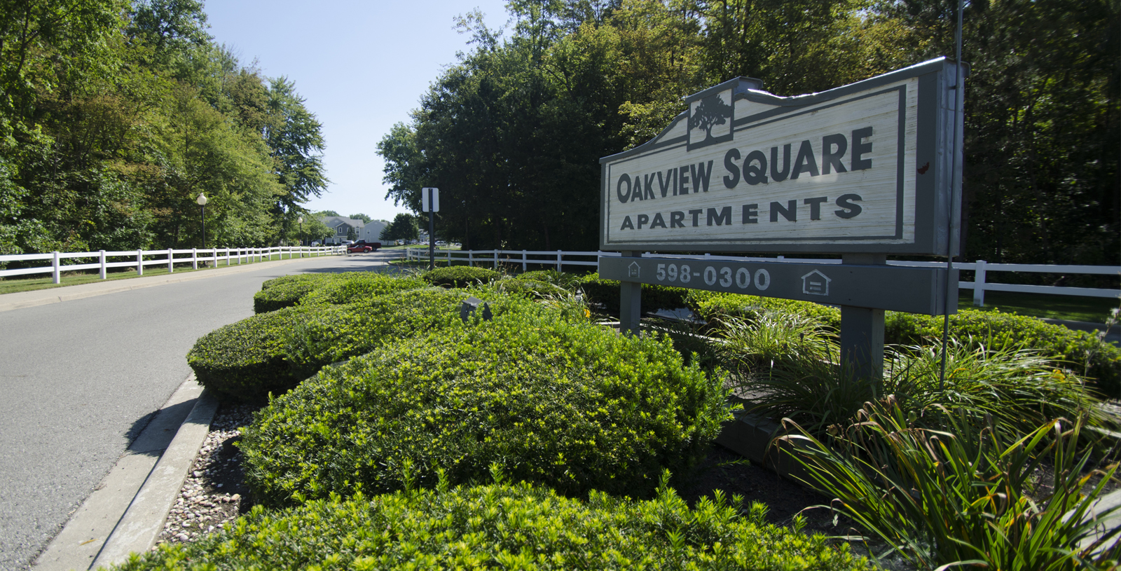 Gallery Oakview Square Apartments